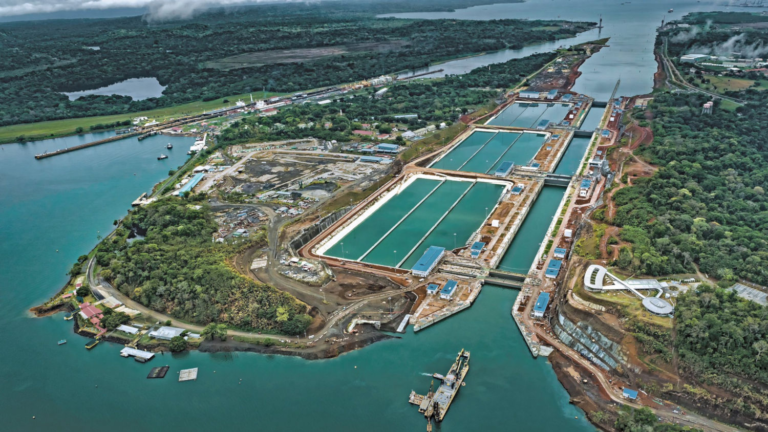 Canal do Panamá: Uma Obra de Engenharia e Determinação